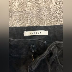 black boyfriend jeans